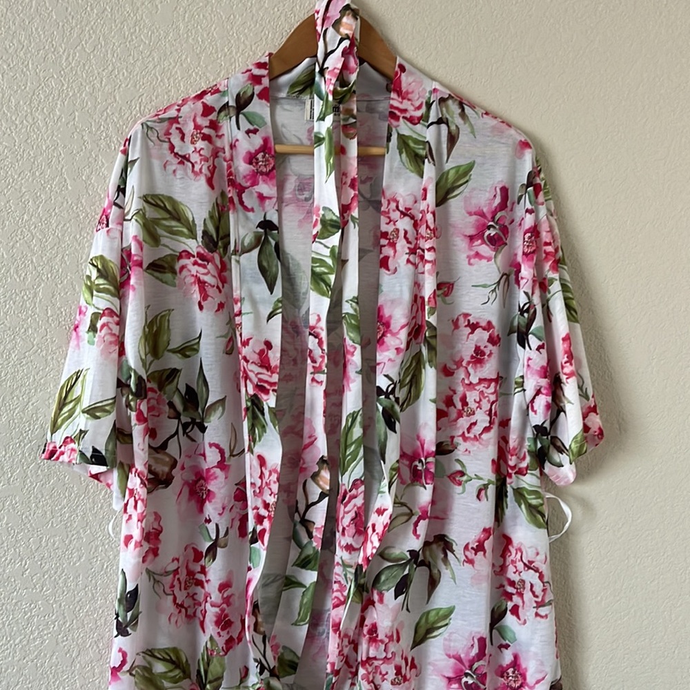 Show Me Your MuMu “Brie Robe” Floral Print Size O/S - Picture 4 of 9